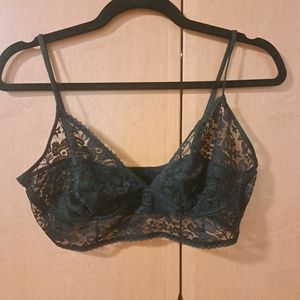 NWOT Black lace bralette